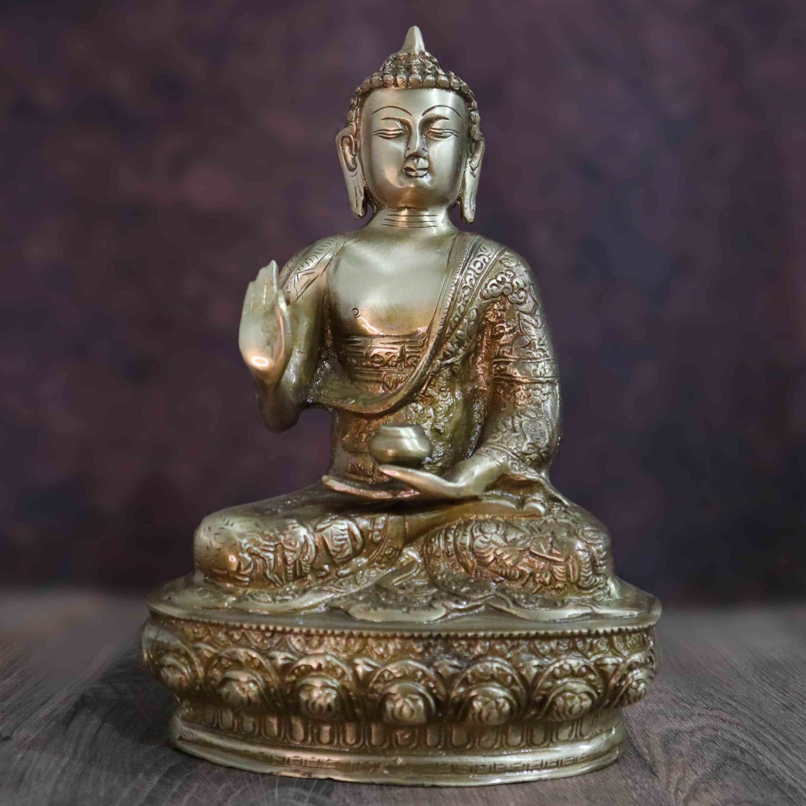 Buddha brass idol 30.4cm