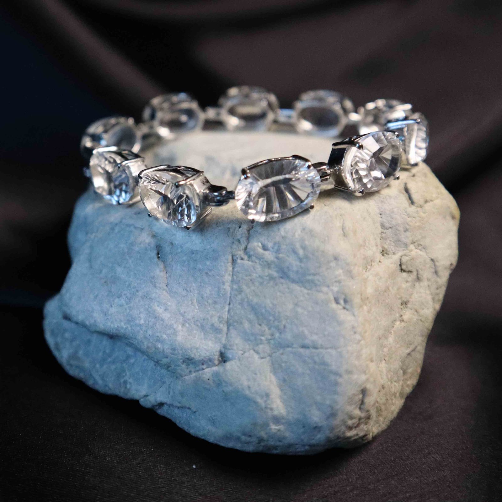Natural himalayan quartz crystal bracelet in 925 sterling silver